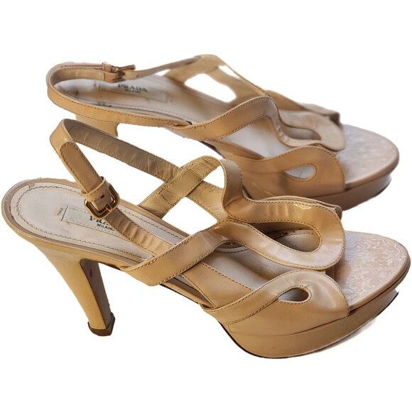 Authentic Prada nude patent leather Stiletto platform heels size 36.5 - Picture 2 of 7